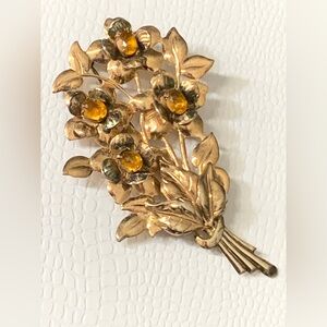RARE- Bunch of flowers brooch pin. Sterling silver vermeil- 1940s / 24g